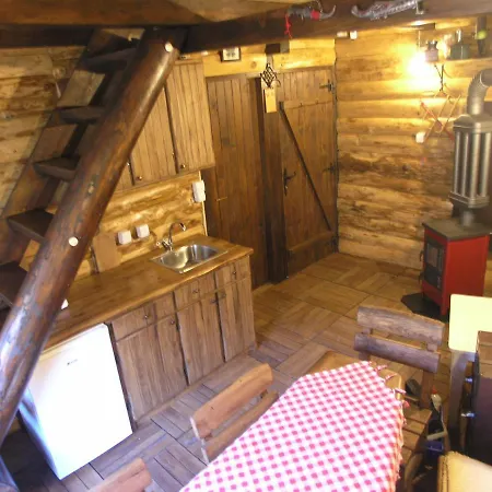 Holz Haus バニャ・ルカ