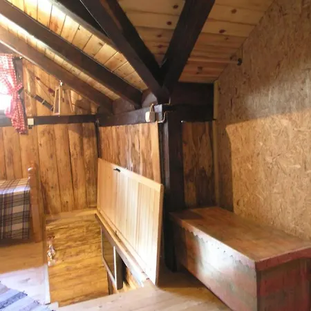 Holz Haus バニャ・ルカ